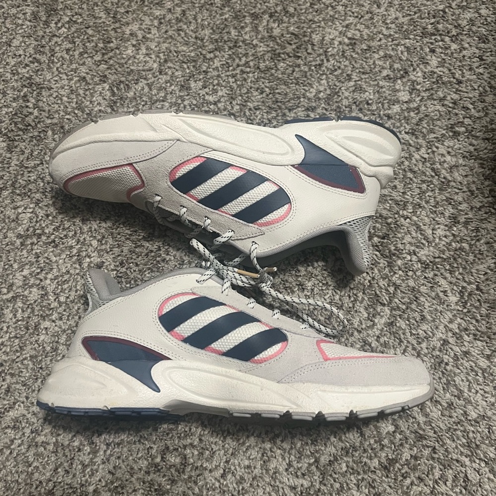 Adidas tennis shoes